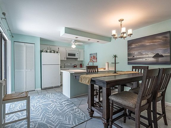 3rd image of 3257 River Villa Way #3257