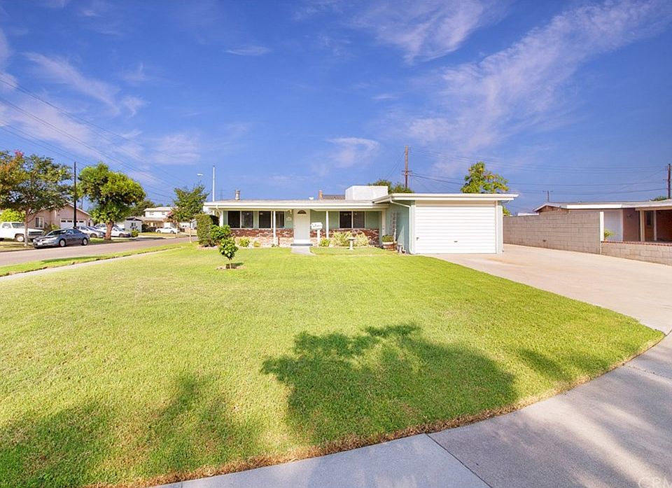 1st image of 7681 El Diablo Cir