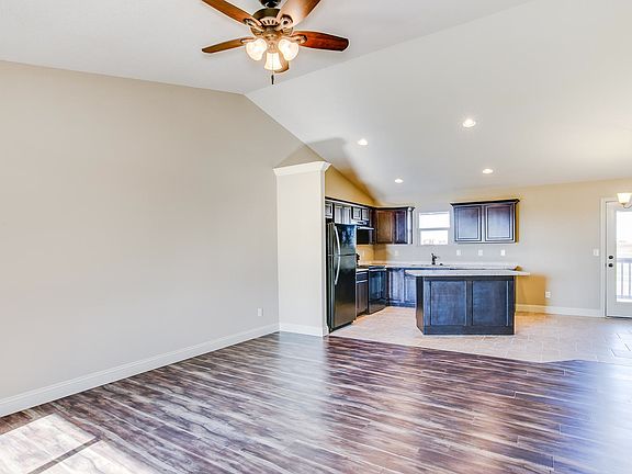 3rd image of 5641 N Lycee St