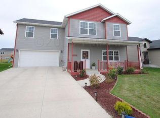 1258 4th St NW, West Fargo, ND 58078