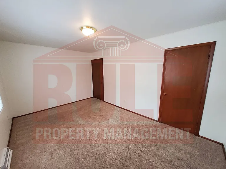 512 E Atlantic St — Photo 17