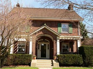 1853 Shaw Ave, Pittsburgh, PA 15217
