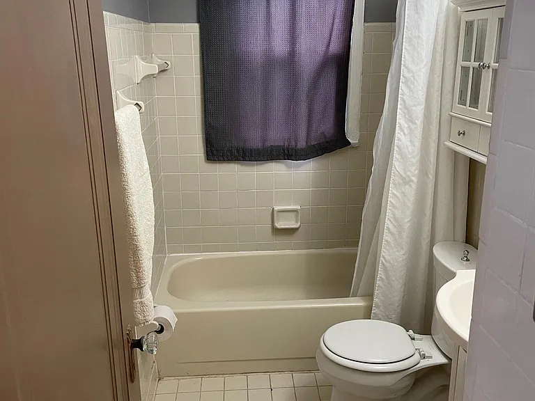 1521 N Vermont Ave — Photo 57