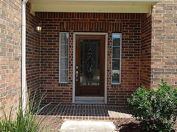 2nd image of 2620 Bay Shore Dr