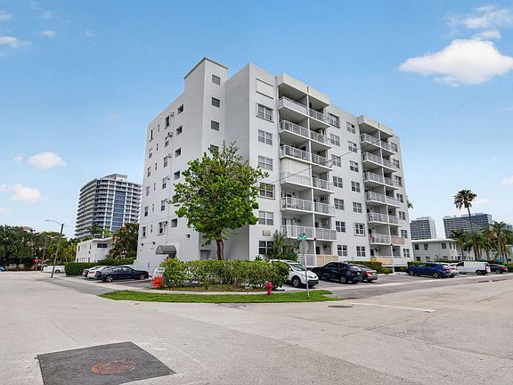 2nd image of 720 Orton Avenue #704