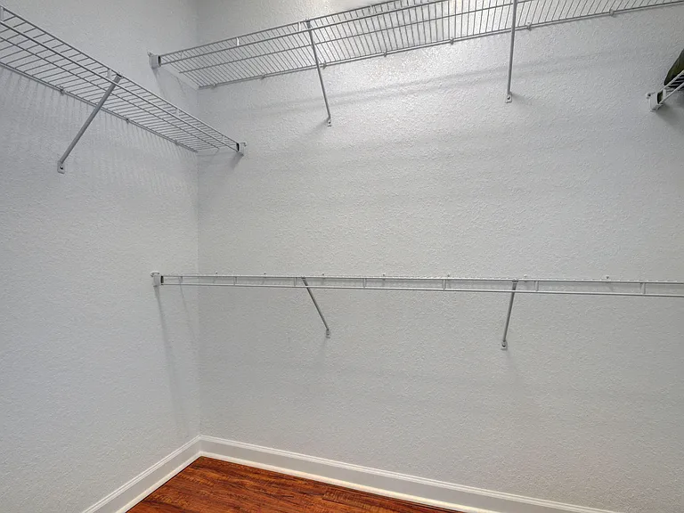 10342 Wellington Parc Dr — Photo 21