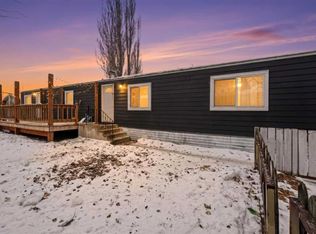 826 E Bay Rd, Strathmore, AB T1P1E3