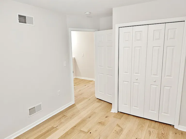 36 Taylor Dr — Photo 17