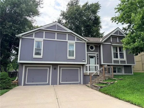 10216 N Main St, Kansas City, MO 64155