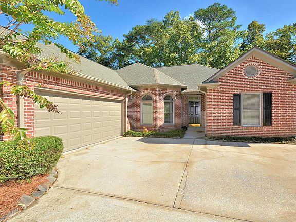 3rd image of 417 N Lake Rd