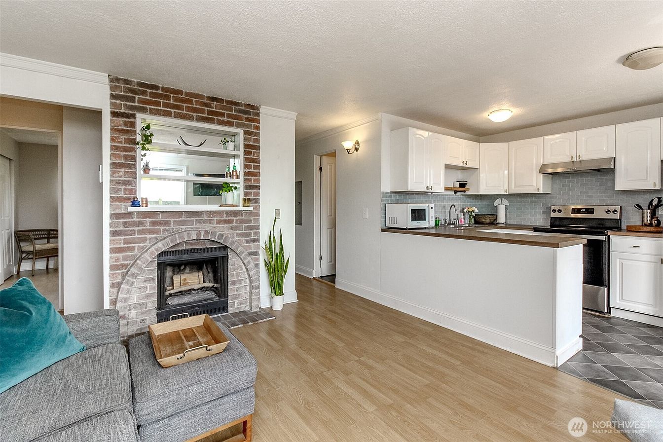 1st image of 1020 S 230th Street #107