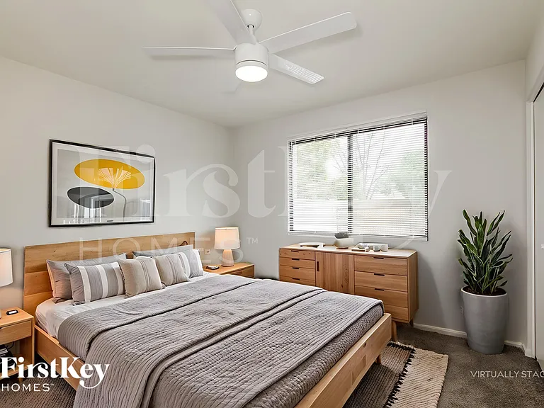 10843 N 45th Ave — Photo 10