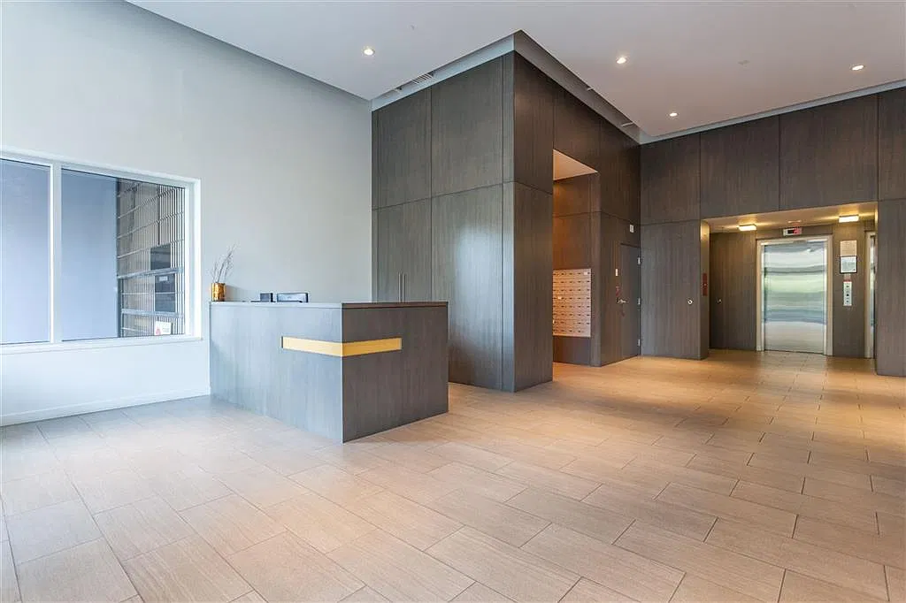 1 bed, 480 sqft, $2,350 — Photo 3