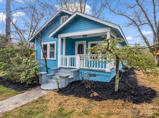 92 Bailey Rd, Candler, NC 28715