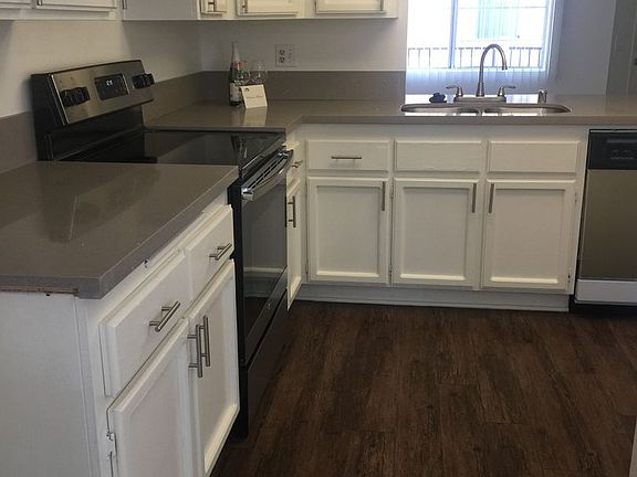 2nd image of 380 N Catalina Ave APT 8