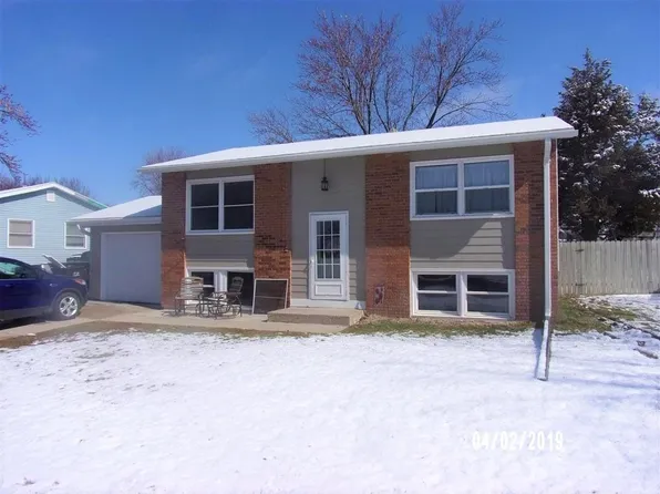 405 Broadmoor Dr, Norfolk, NE 68701