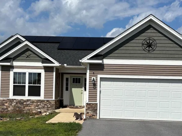 494 Escape Ct, Hedgesville, WV 25427