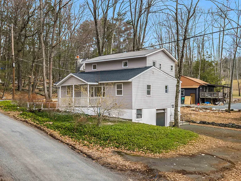 107 Juniper Dr — Photo 50