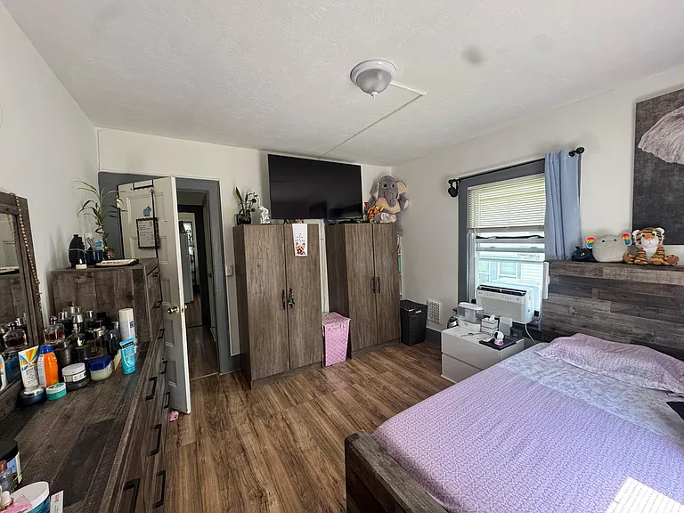 74 Franklin St #2 — Photo 6