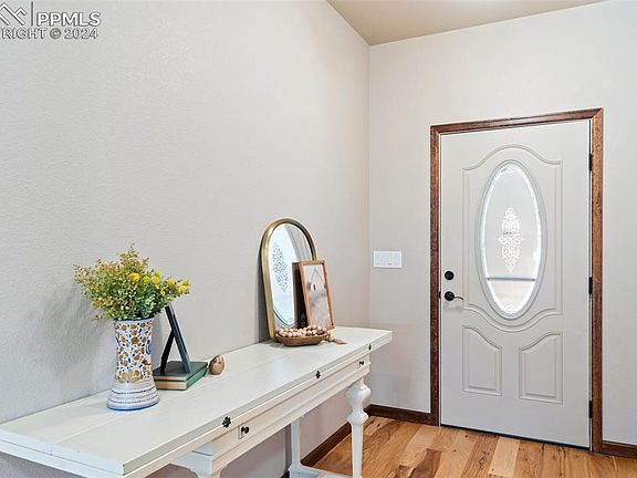 5th image of 1187 Ptarmigan Dr