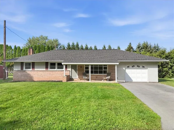 3933 Union Ave N, Schnecksville, PA 18078
