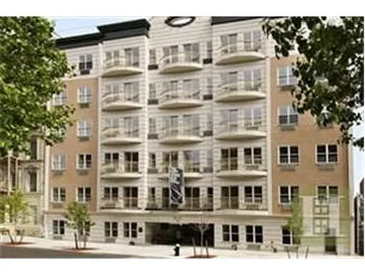 Rented by Douglas Elliman | media 15