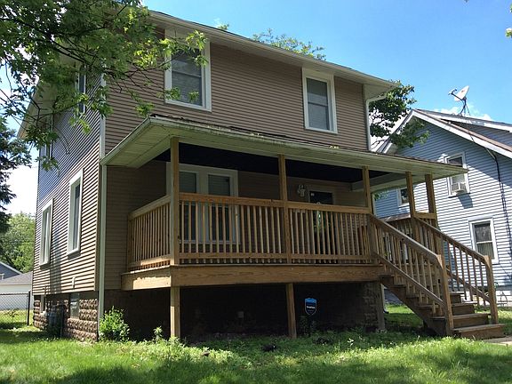 2nd image of 612 Gordon Ave