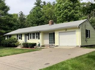 11 North St, Bellingham, MA 02019