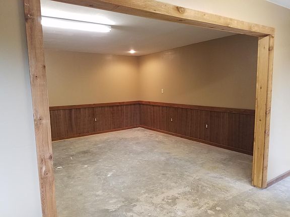 Garage room