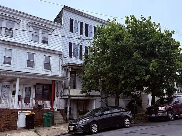 50 S Maple St, Mount Carmel, PA 17851