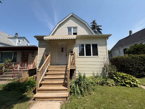 3732 W Addison St, Chicago, IL 60618