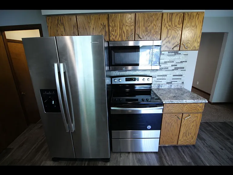 1100 Cold Spring Rd — Photo 6