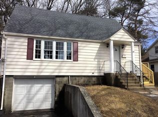 37 Courtland St, Worcester, MA 01602