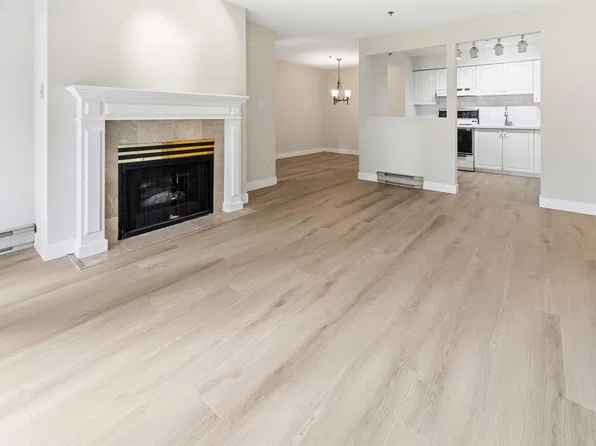 1148 Westwood St #202, Coquitlam, BC V3B 7M5