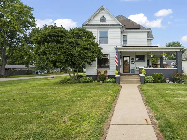 133 W Clay St, Brimfield, IL 61517