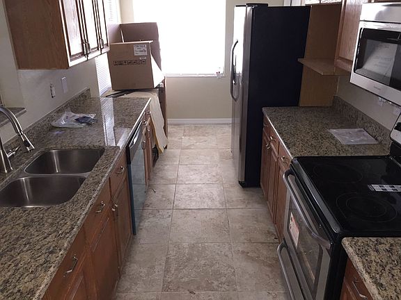 4th image of 2325 Indigo Dr