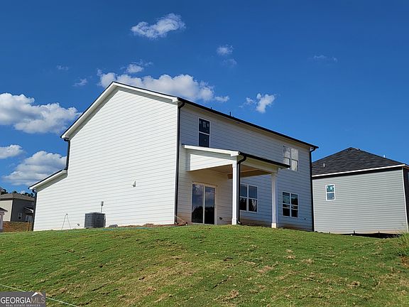 4th image of 16 Sanborne View Dr