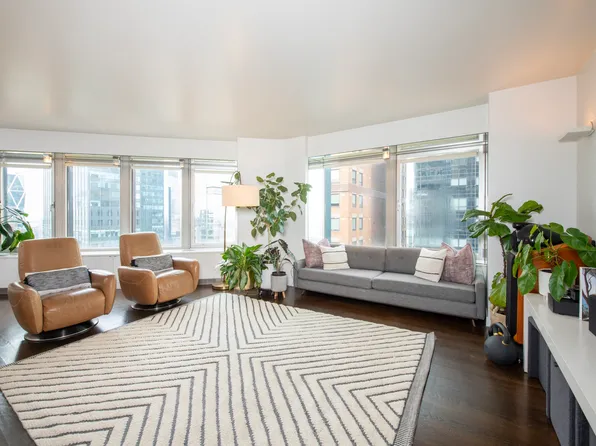 150 West 56th Street image 1 of 12