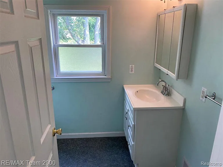 24800 Cooke St — Photo 13