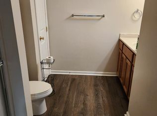 29850 Center Ridge Rd, Westlake, OH 44145