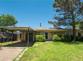 1400 W Torrey St, Granbury, TX 76048