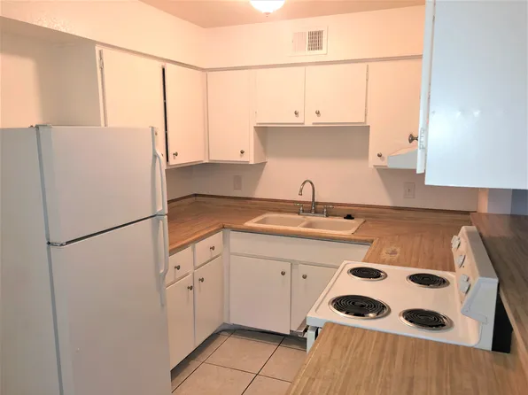 4711 Convaire Ave APT 3, Las Vegas, NV 89115