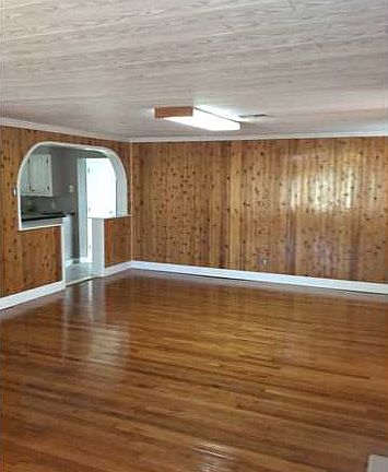 2nd image of 1499 Grand Anse Hwy #678