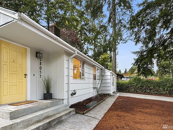 3rd image of 18057 25th Ave NE
