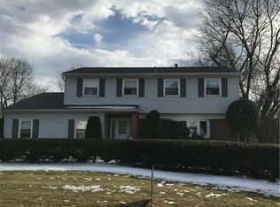 18 Oriole Rd, New City, NY 10956