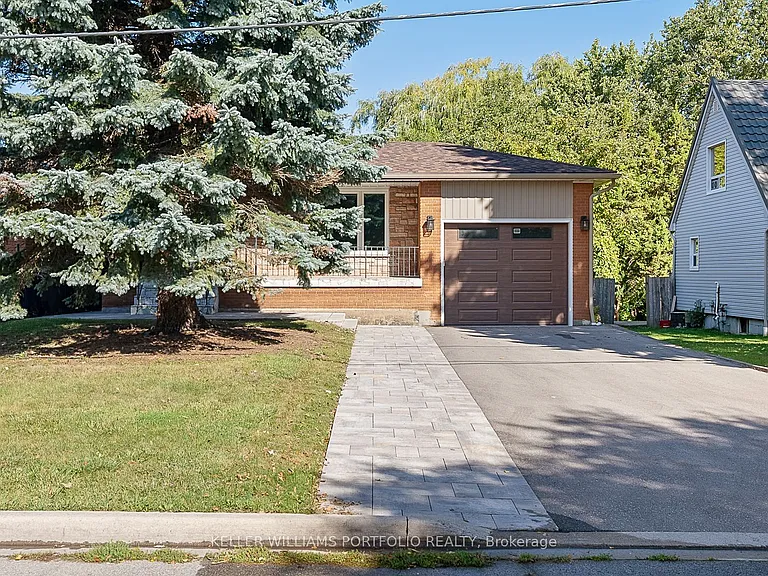 32 Gatesview Ave #UPPER — Photo 2