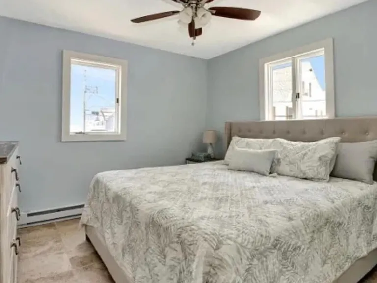 18 Harborside Dr E — Photo 11