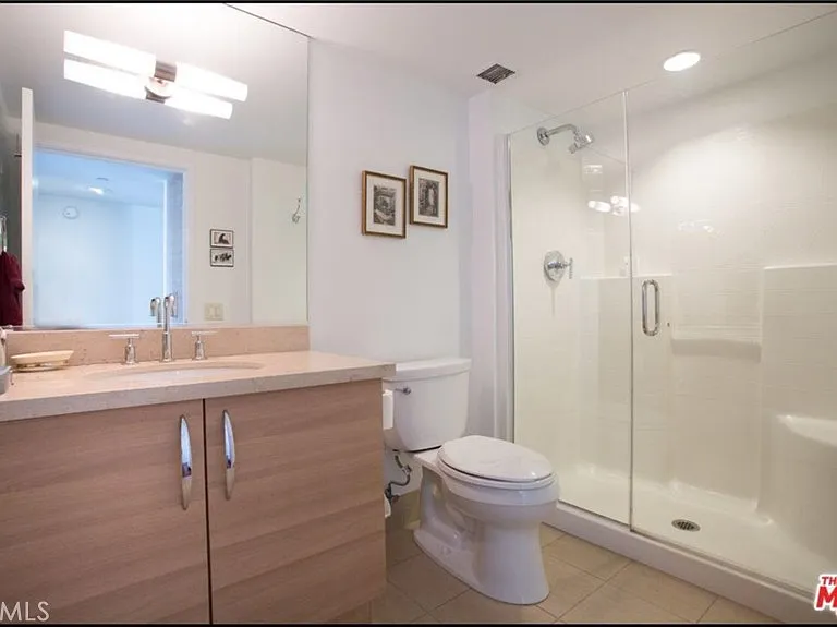 13650 Marina Pointe Dr #1605 — Photo 18