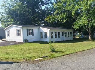 18 Oak Dr, Spring City, PA 19475