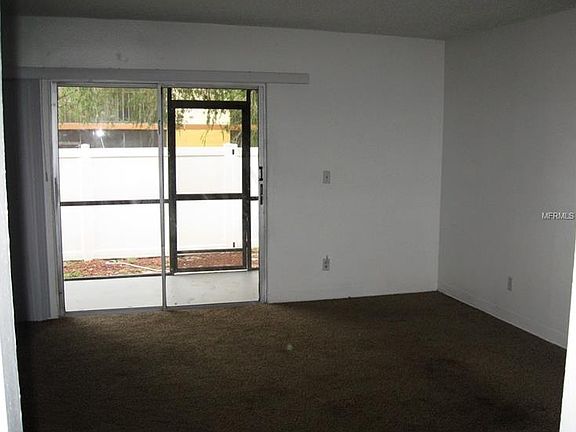 3rd image of 8809 Crestview Dr APT A